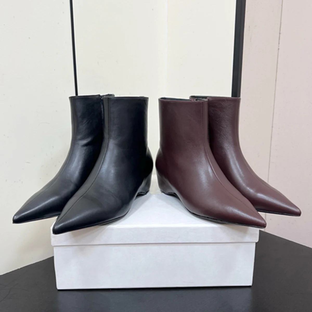 Jenny&Dave Winter French Elegant Vintage Pointed Toe Ankle Boots Women Woman Shoes,Shoes For Woman Botas Bottes Femmes
Jenny&Dave Winter French Elegant Vintage Pointed Toe Ankle Boots Women Woman Shoes,Shoes For Woman Botas Bottes Femmes