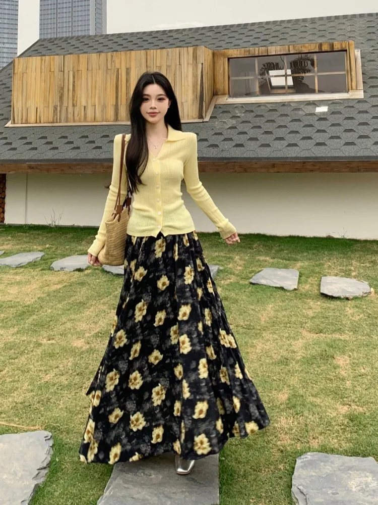 plus Size Women's Knitwear Top Single Button High Waist Floral f Skirt Trendy Commute Sle Long Sve V-Ne Faion Set
plus Size Women's Knitwear Top Single Button High Waist Floral f Skirt Trendy Commute Sle Long Sve V-Ne Faion Set