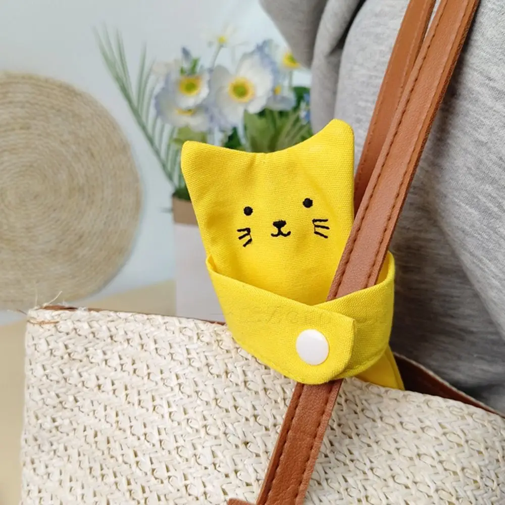 Zipper Bag Cute Hug Cat Coin Purse Small Item Bag Wallet Cartoon Zipper Coin Purse Storage Bag Bag Pendant Bag Strap Decoration
Zipper Bag Cute Hug Cat Coin Purse Small Item Bag Wallet Cartoon Zipper Coin Purse Storage Bag Bag Pendant Bag Strap Decoration