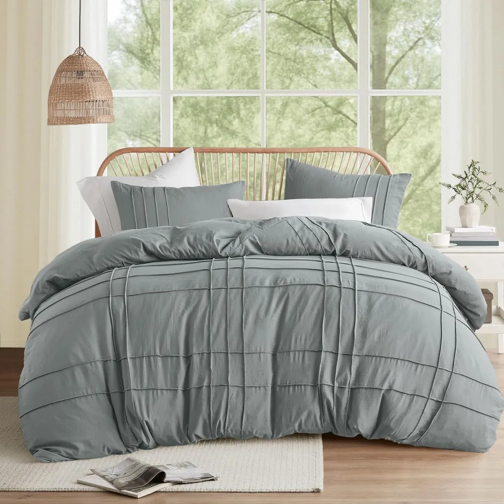 Blue/Grey Comfort Spaces Queen Duvet Cover Set - 3-Piece Pintuck Pleated, Lightweight All-Season, Extra Softness
Blue/Grey Comfort Spaces Queen Duvet Cover Set - 3-Piece Pintuck Pleated, Lightweight All-Season, Extra Softness