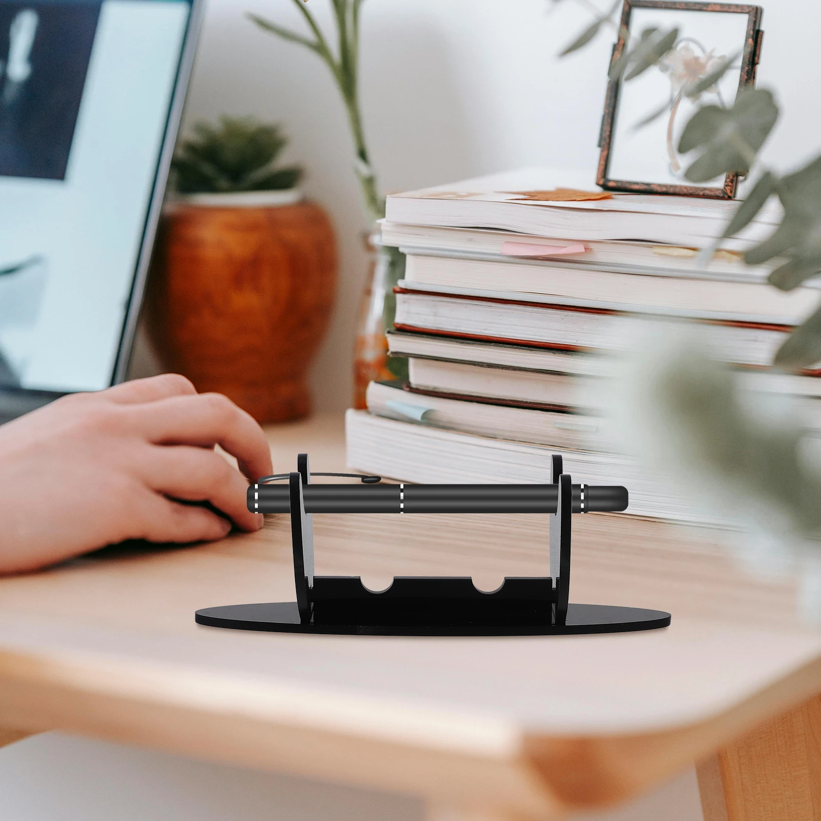 Clear Acrylic Pen Display Holder for Pens Pencils Markers Stylish Desk ganizer Home Office Storage Solution
Clear Acrylic Pen Display Holder for Pens Pencils Markers Stylish Desk ganizer Home Office Storage Solution