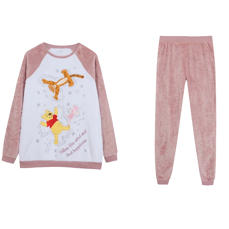 Cartoon Embroidered Shoulder Rank Style Coral Fleece Sleepwear Set Women's Thickened Winter Home Clothes Long Sleeve round Neck
Cartoon Embroidered Shoulder Rank Style Coral Fleece Sleepwear Set Women's Thickened Winter Home Clothes Long Sleeve round Neck