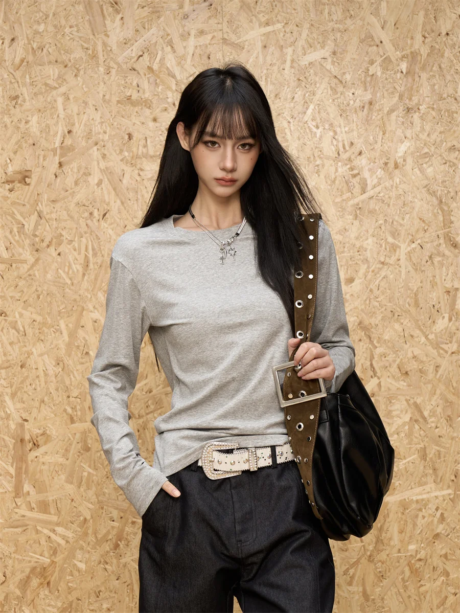 Slim Fit Long Sleeve round Neck T-Shirt Women's Basic Grey Commute Top American Retro Style Casual Fashion for Young Girls
Slim Fit Long Sleeve round Neck T-Shirt Women's Basic Grey Commute Top American Retro Style Casual Fashion for Young Girls