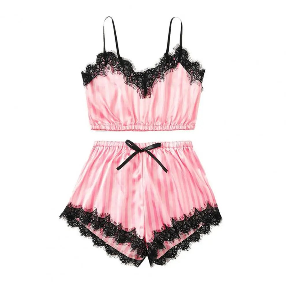 Women Pajama Set Elegant Lace Trim Pajama Set for V-neck Cami Crop Top with Elastic Waist Shorts Sleepwear Lounge
Women Pajama Set Elegant Lace Trim Pajama Set for V-neck Cami Crop Top with Elastic Waist Shorts Sleepwear Lounge