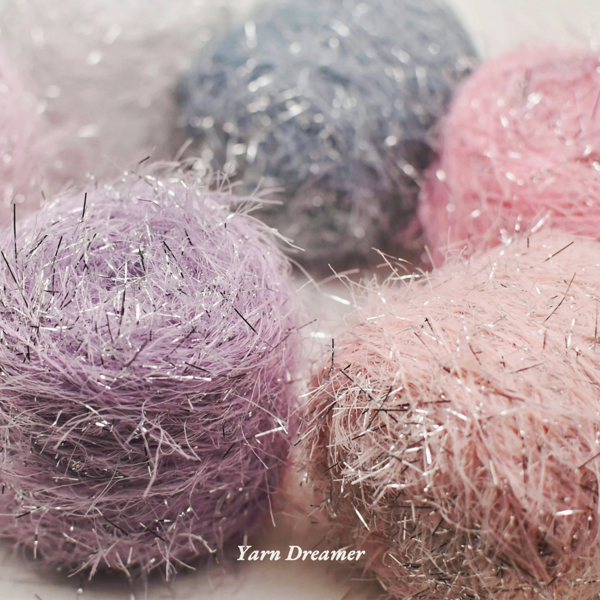 100g Silver Long Feather Glitter Yarn for Crochet Thread Plush Puffy Yarn art Fancy Hand Knitting Yarn Pink Purple
100g Silver Long Feather Glitter Yarn for Crochet Thread Plush Puffy Yarn art Fancy Hand Knitting Yarn Pink Purple