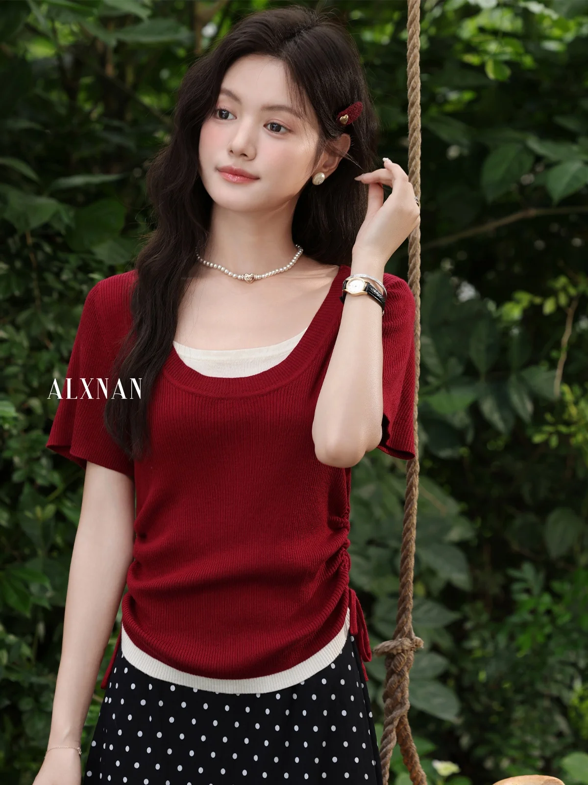 Slimming Red T-irt Women's Summer Casual Creative Pattern ort Sve Loose Fit Faionable Top by Deer towards South
Slimming Red T-irt Women's Summer Casual Creative Pattern ort Sve Loose Fit Faionable Top by Deer towards South