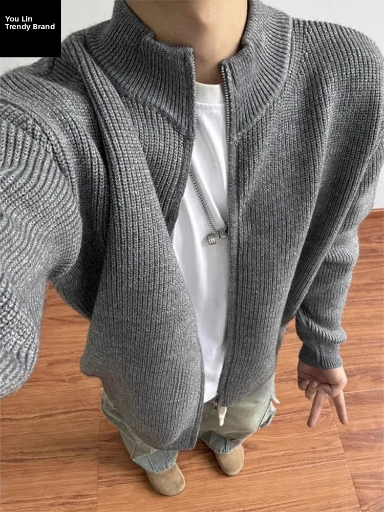 Мужской кардиган на молнии в американском стиле, осенний, элегантный, высококачественный, вязаный, с воротником-стойкой, Cleanfit
Мужской кардиган на молнии в американском стиле, осенний, элегантный, высококачественный, вязаный, с воротником-стойкой, Cleanfit