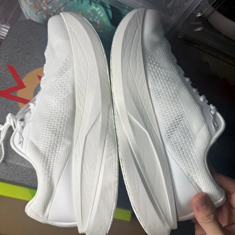 2026 New Luxury Running Men Shoes Non-Slip Running Sneakers Mans Carbon Plate Outdoor Sports Shoe Super Light Walking Sneakers
2026 New Luxury Running Men Shoes Non-Slip Running Sneakers Mans Carbon Plate Outdoor Sports Shoe Super Light Walking Sneakers