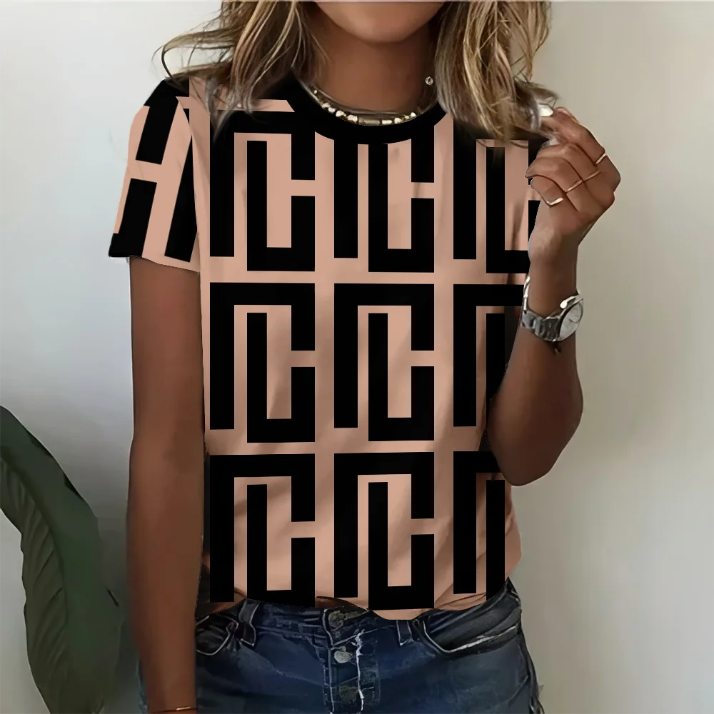 Peach Black Geometric Maze Pattern Women's T-shirt Casual Fashionable Comfortable Summer Round Neck Short Sleeve 
Peach Black Geometric Maze Pattern Women's T-shirt Casual Fashionable Comfortable Summer Round Neck Short Sleeve