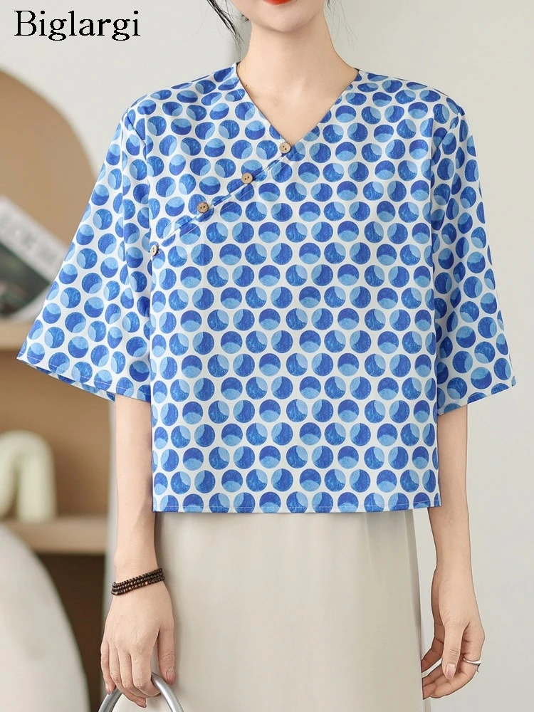 Oversized Summer T-Shirts Women Polka Dot Print Fashion Ladies Blouses Casual Loose V-Neck Woman T-Shirts
Oversized Summer T-Shirts Women Polka Dot Print Fashion Ladies Blouses Casual Loose V-Neck Woman T-Shirts