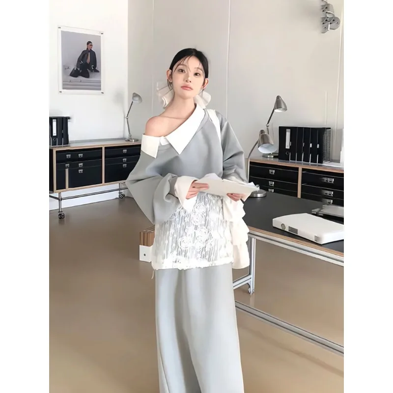 Women'S Sweet Set Sweatshirt Skirt Age-Reducing Korean Minimalist Style Y2k Woman Clothes Lace Off-Shoulder Woman Suits Designer
Women'S Sweet Set Sweatshirt Skirt Age-Reducing Korean Minimalist Style Y2k Woman Clothes Lace Off-Shoulder Woman Suits Designer