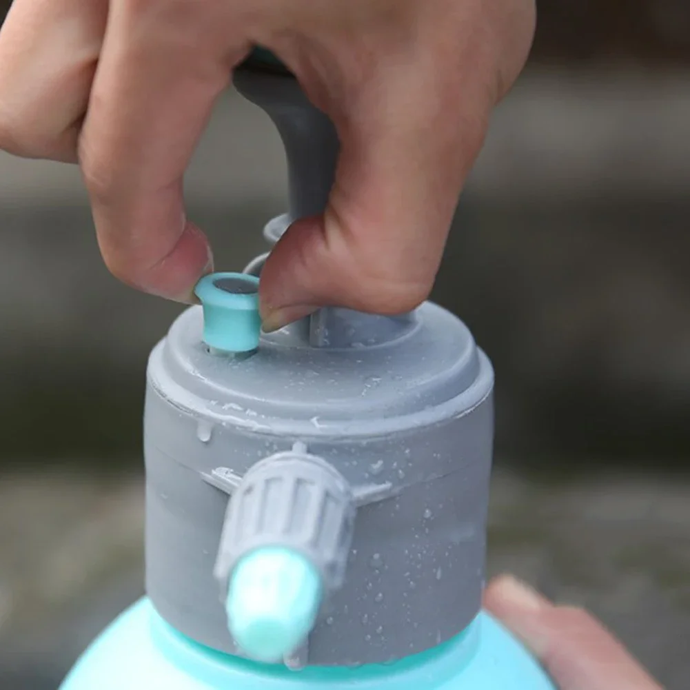 Yard Sprayer Can Pressure Sprayer Water Bottle 2000ml APE Air Pressure Can Hand Pump Home Garden Kettle Portable
Yard Sprayer Can Pressure Sprayer Water Bottle 2000ml APE Air Pressure Can Hand Pump Home Garden Kettle Portable