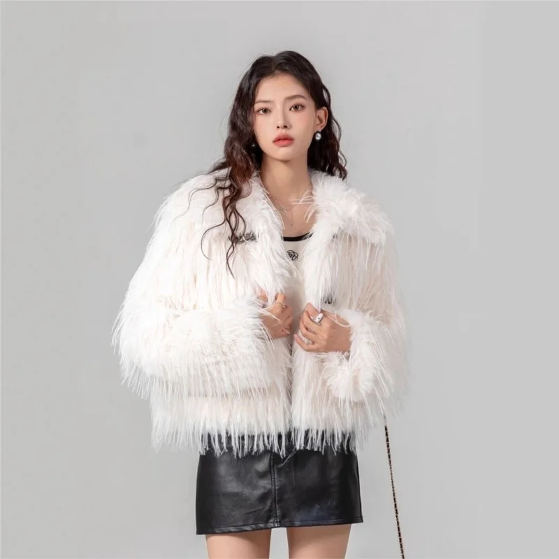 Пушистое пальто из смешанного меха, верхняя плюшевая женская одежда
Пушистое пальто из смешанного меха, верхняя плюшевая женская одежда