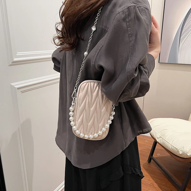 Classic Style Rhombus Chain Phone Bag Women's South Korea Ins Fashion All-Match Shoulder Bag 2025 Summer Trendy Women's Bag
Classic Style Rhombus Chain Phone Bag Women's South Korea Ins Fashion All-Match Shoulder Bag 2025 Summer Trendy Women's Bag