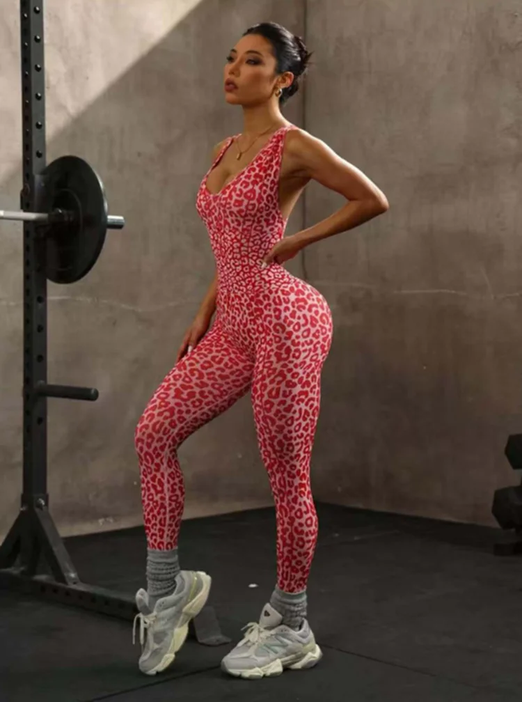 Leopard Print Cross-linked Seamless One-piece Yoga Wear For Women's Fitness, Sports And Casual Outerwear
Leopard Print Cross-linked Seamless One-piece Yoga Wear For Women's Fitness, Sports And Casual Outerwear