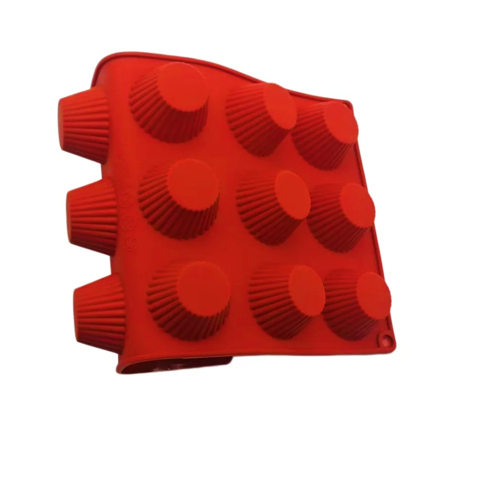 Hot Selling 15 Hole Silicone Muffin Cup Cake Mold DIY Round Chiffon Chocolate Cake Mold Mousse Dessert Jelly Pudding Baking Tool
Hot Selling 15 Hole Silicone Muffin Cup Cake Mold DIY Round Chiffon Chocolate Cake Mold Mousse Dessert Jelly Pudding Baking Tool