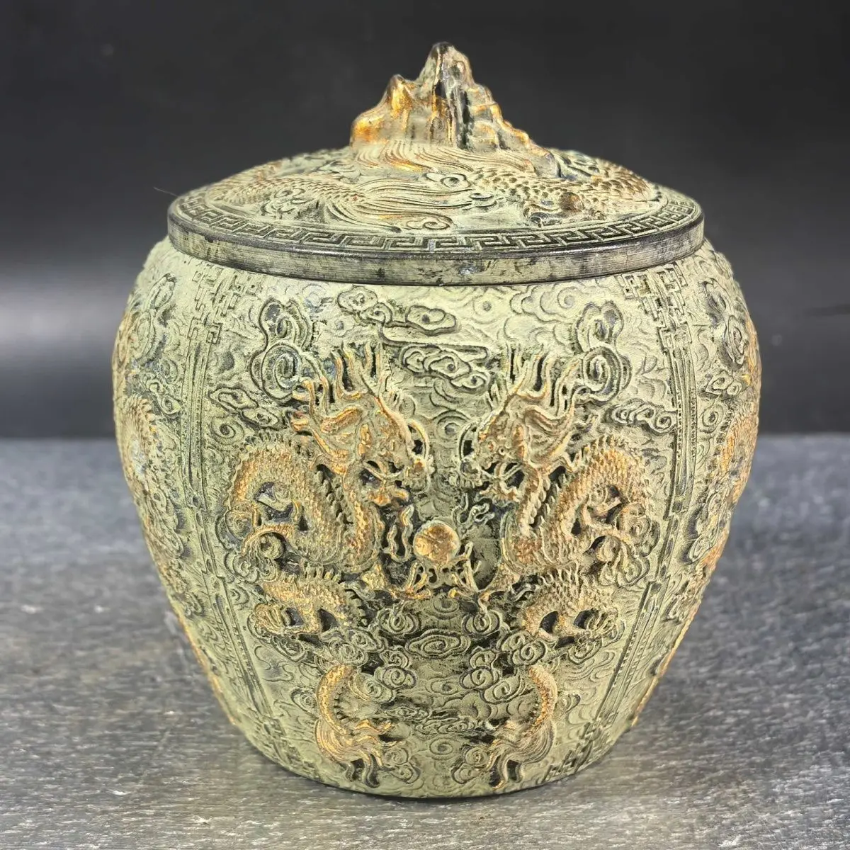 Pure copper, dragon and phoenix faucet tea can, office tea ceremony, pure copper storage tank, exquisite workmanship
Pure copper, dragon and phoenix faucet tea can, office tea ceremony, pure copper storage tank, exquisite workmanship