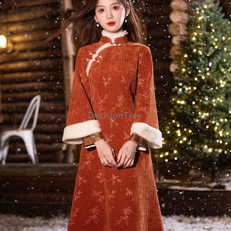 Зима 2025 года, утепленное теплое хлопковое платье Cheongsam, элегантное молодежное темпераментное повседневное улучшенное платье Ципао, винтажное Cheongsam с длинными рукавами
Зима 2025 года, утепленное теплое хлопковое платье Cheongsam, элегантное молодежное темпераментное повседневное улучшенное платье Ципао, винтажное Cheongsam с длинными рукавами