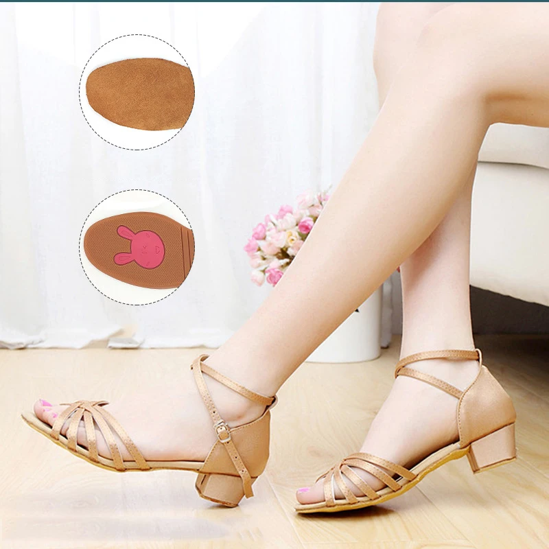 Children Adult Latin Dance Shoes Ladies Girl Tango/Ballroom/ Salsa Dancing Shoes Soft Bottom Exercise Shoes Out/Indoor Sandals
Children Adult Latin Dance Shoes Ladies Girl Tango/Ballroom/ Salsa Dancing Shoes Soft Bottom Exercise Shoes Out/Indoor Sandals