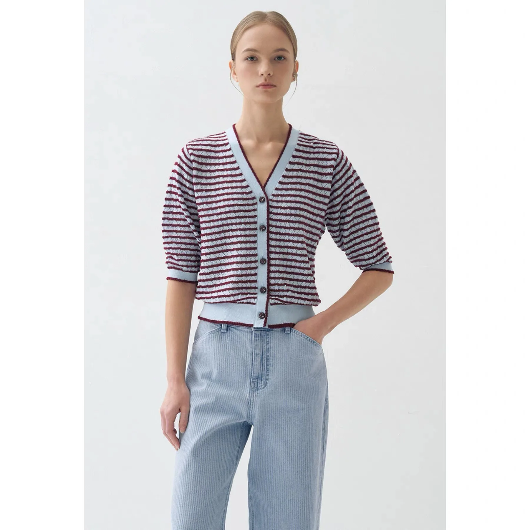 LingYao LAN26 Spring Fashionable Hollow out Color Block Stripe Young Looking Thin Short Sleeve Knitted Sweater Women's Cardigan
LingYao LAN26 Spring Fashionable Hollow out Color Block Stripe Young Looking Thin Short Sleeve Knitted Sweater Women's Cardigan