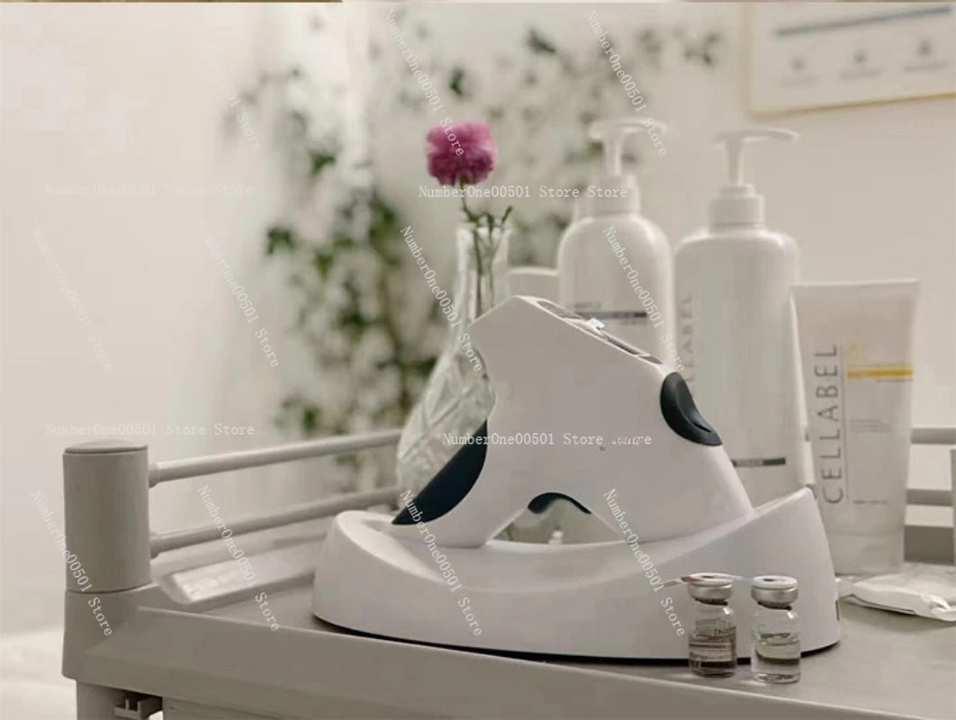 Аппарат для ледяной криотерапии Hydra Beauty для салонного ухода за кожей лица
Аппарат для ледяной криотерапии Hydra Beauty для салонного ухода за кожей лица