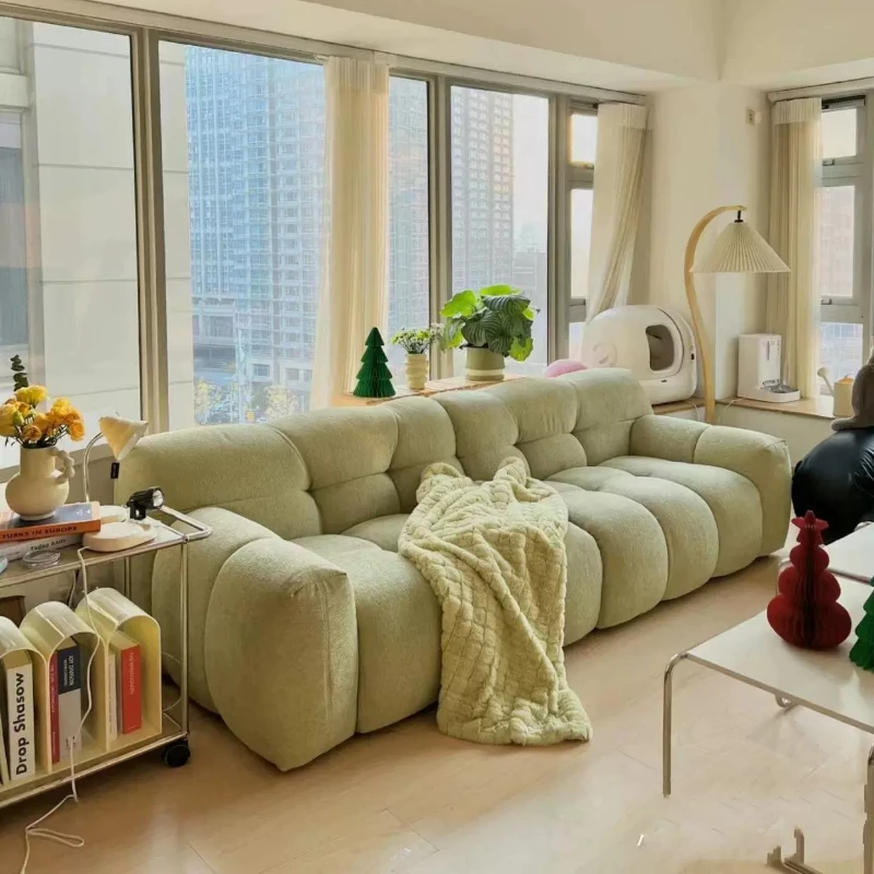 Light French modern and simple, creamy retro, small apartment living room, matcha green marshmallow, fabric straight row sofa
Light French modern and simple, creamy retro, small apartment living room, matcha green marshmallow, fabric straight row sofa
