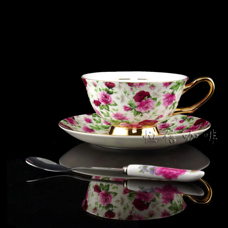 New bone china coffee cup European style suit fashion creative Mug dish ceramic milk tea British Red Tea Set
New bone china coffee cup European style suit fashion creative Mug dish ceramic milk tea British Red Tea Set