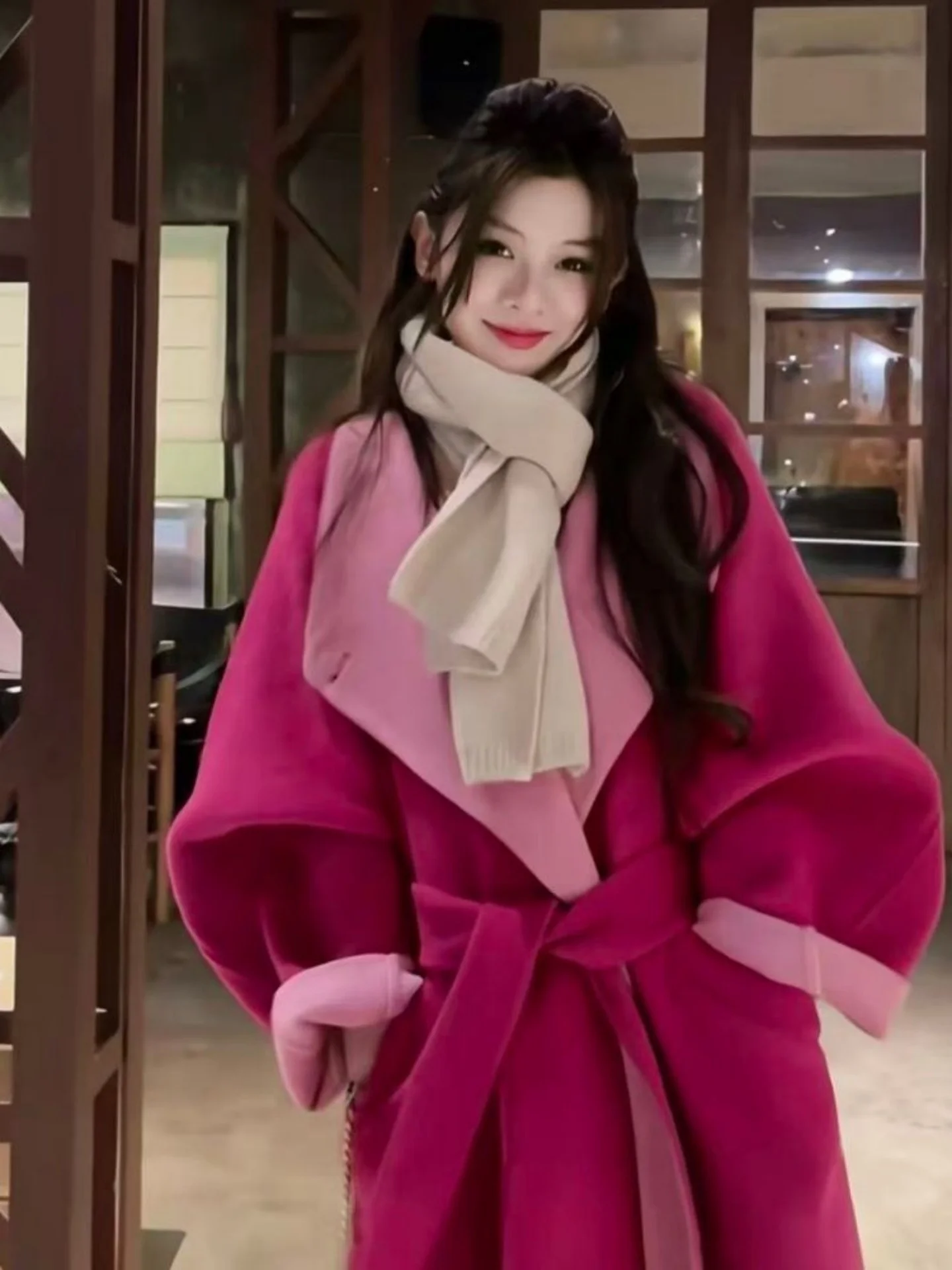 Розовое двустороннее шерстяное пальто женское длинное с поясом, приталенное, модное, в корейском стиле, с завязками, зимнее
Розовое двустороннее шерстяное пальто женское длинное с поясом, приталенное, модное, в корейском стиле, с завязками, зимнее