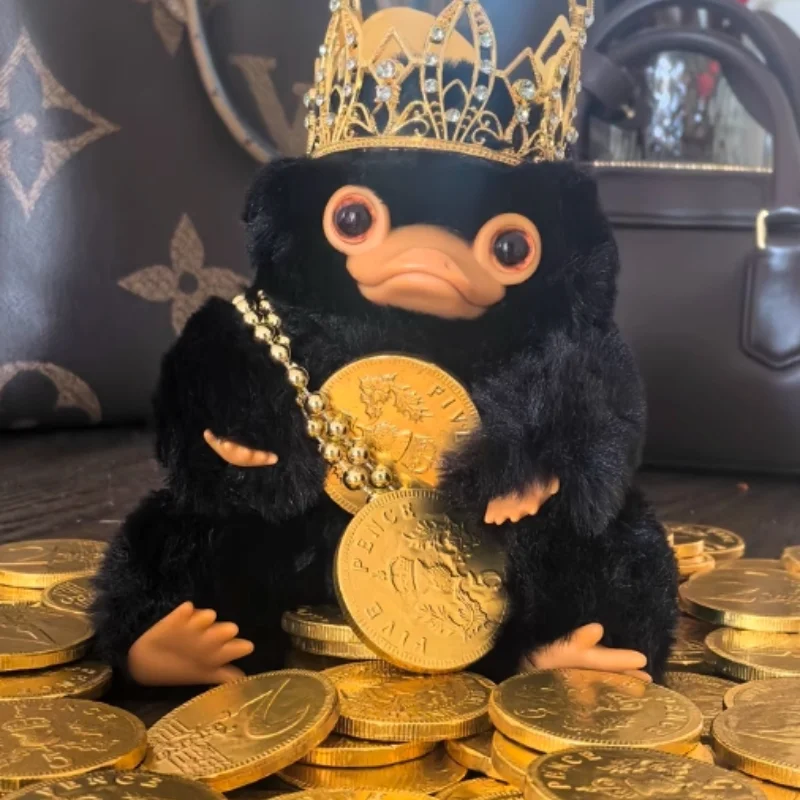 Аутентичная волшебная фигурка животного Fb, серия кукол Niffler, нюхальная карта, милая кукла, декоративная сумка, подвеска, брелок для девочек, подарок на день рождения
Аутентичная волшебная фигурка животного Fb, серия кукол Niffler, нюхальная карта, милая кукла, декоративная сумка, подвеска, брелок для девочек, подарок на день рождения