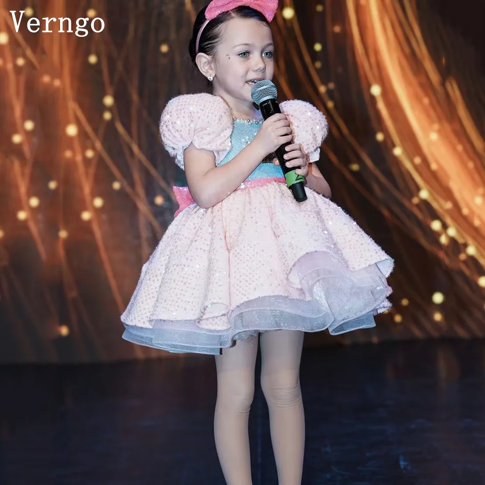 Verngo Princess Pink Shiny Kid Birthday Party Dress O Neck Short Sleeves Celebrity Gowns Ball Girl Flowers Dress Customized
Verngo Princess Pink Shiny Kid Birthday Party Dress O Neck Short Sleeves Celebrity Gowns Ball Girl Flowers Dress Customized