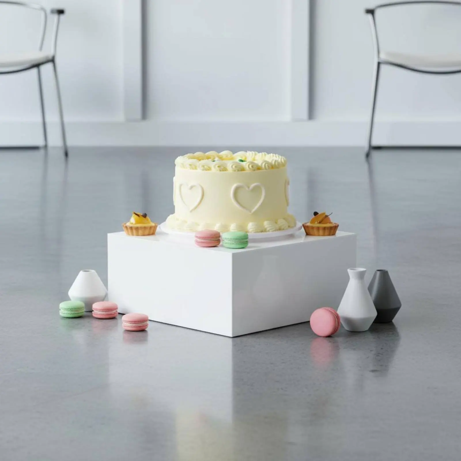 5 Pieces Cake Display Pedestal Minimalist Design Acrylic Display Riser Set Acrylic Cube Riser Multifunctional for Wedding, Party
5 Pieces Cake Display Pedestal Minimalist Design Acrylic Display Riser Set Acrylic Cube Riser Multifunctional for Wedding, Party