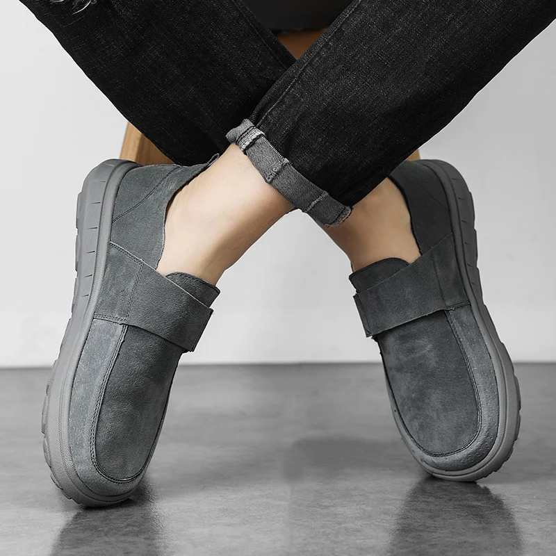 Комфортные мужские лоферы из мягкой замши, уличные базовые туфли для вождения на лодке в стиле ретро, мужские нескользящие кроссовки на плоской подошве, мужская повседневная обувь 
Комфортные мужские лоферы из мягкой замши, уличные базовые туфли для вождения на лодке в стиле ретро, мужские нескользящие кроссовки на плоской подошве, мужская повседневная обувь