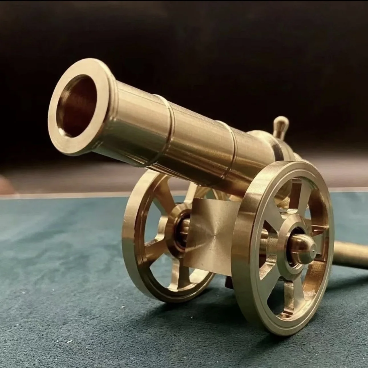 Copper Metal Cannon Statue Model Home Room Office Decoration Accessories Desktop Lucky Feng Shui Decoration Accessories Gifts
Copper Metal Cannon Statue Model Home Room Office Decoration Accessories Desktop Lucky Feng Shui Decoration Accessories Gifts