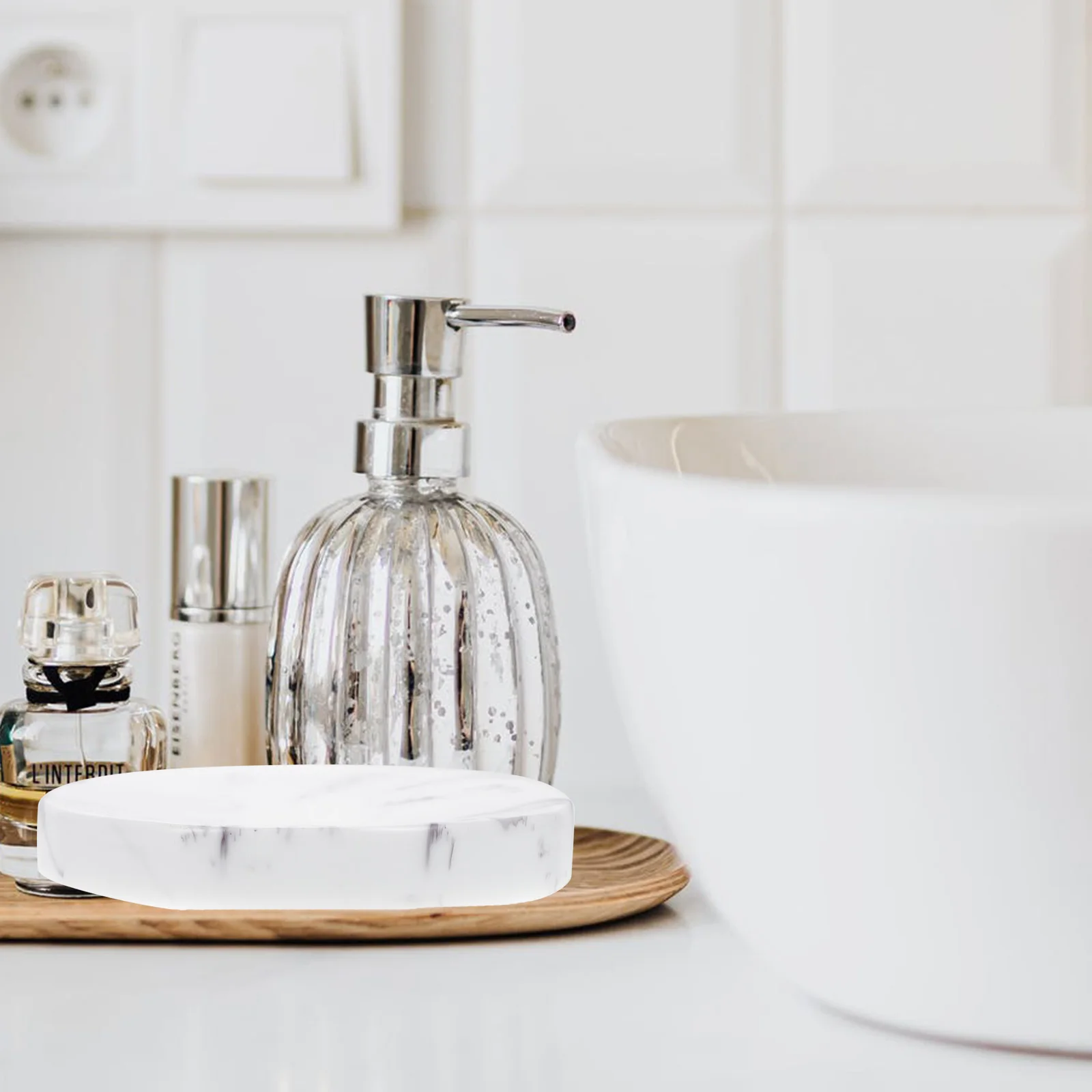 Soap Holder Tray Dish White Resin Marble Smooth Surface Elegant Bathroom Kitchen Bedroom Storage Rack Practical
Soap Holder Tray Dish White Resin Marble Smooth Surface Elegant Bathroom Kitchen Bedroom Storage Rack Practical