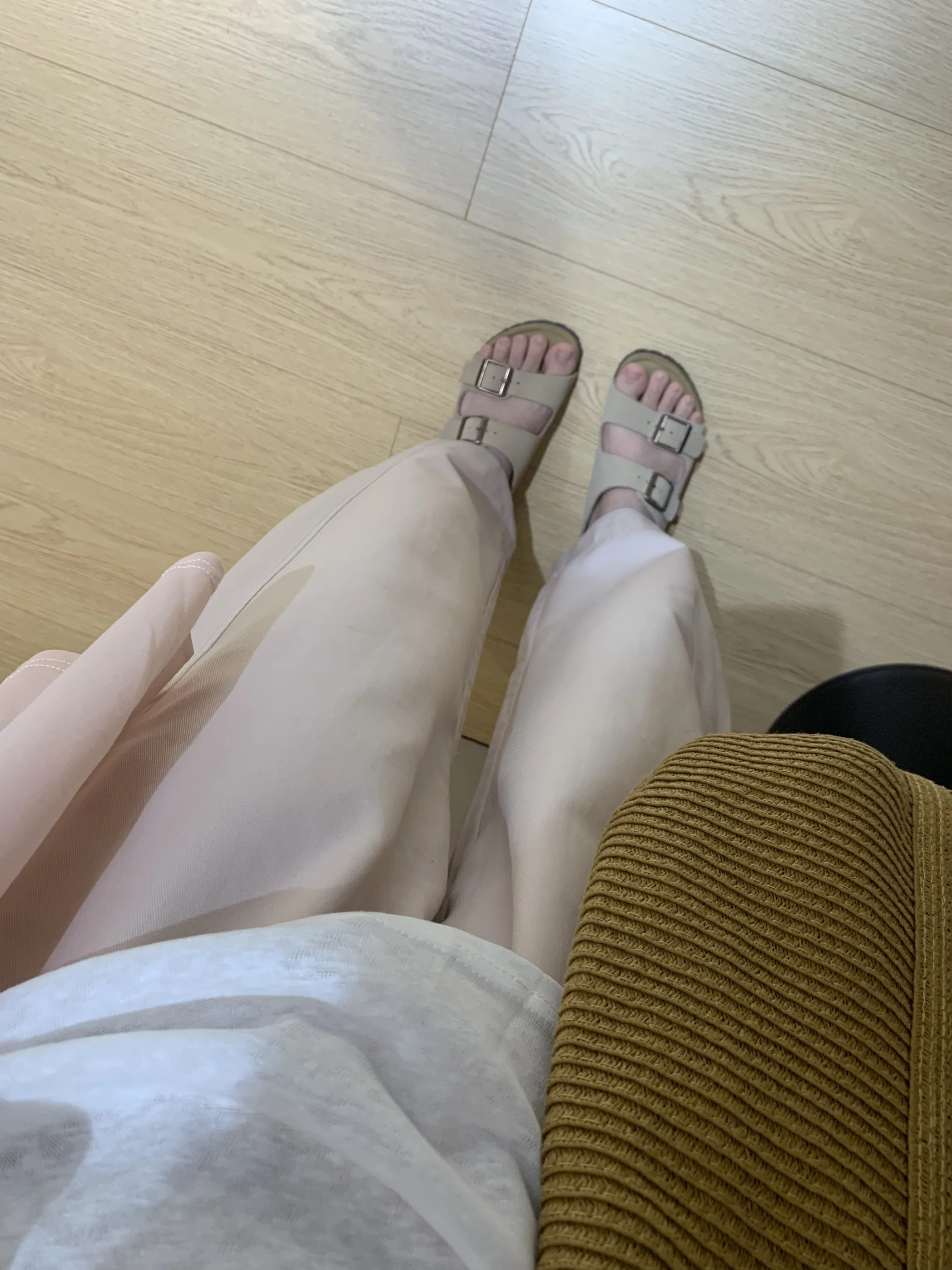 Mihouse Women's High Waist Loose Casual Pants Silk Cotton Wide Leg Pants Nine Points Spring Summer New Sle Comfortable
Mihouse Women's High Waist Loose Casual Pants Silk Cotton Wide Leg Pants Nine Points Spring Summer New Sle Comfortable