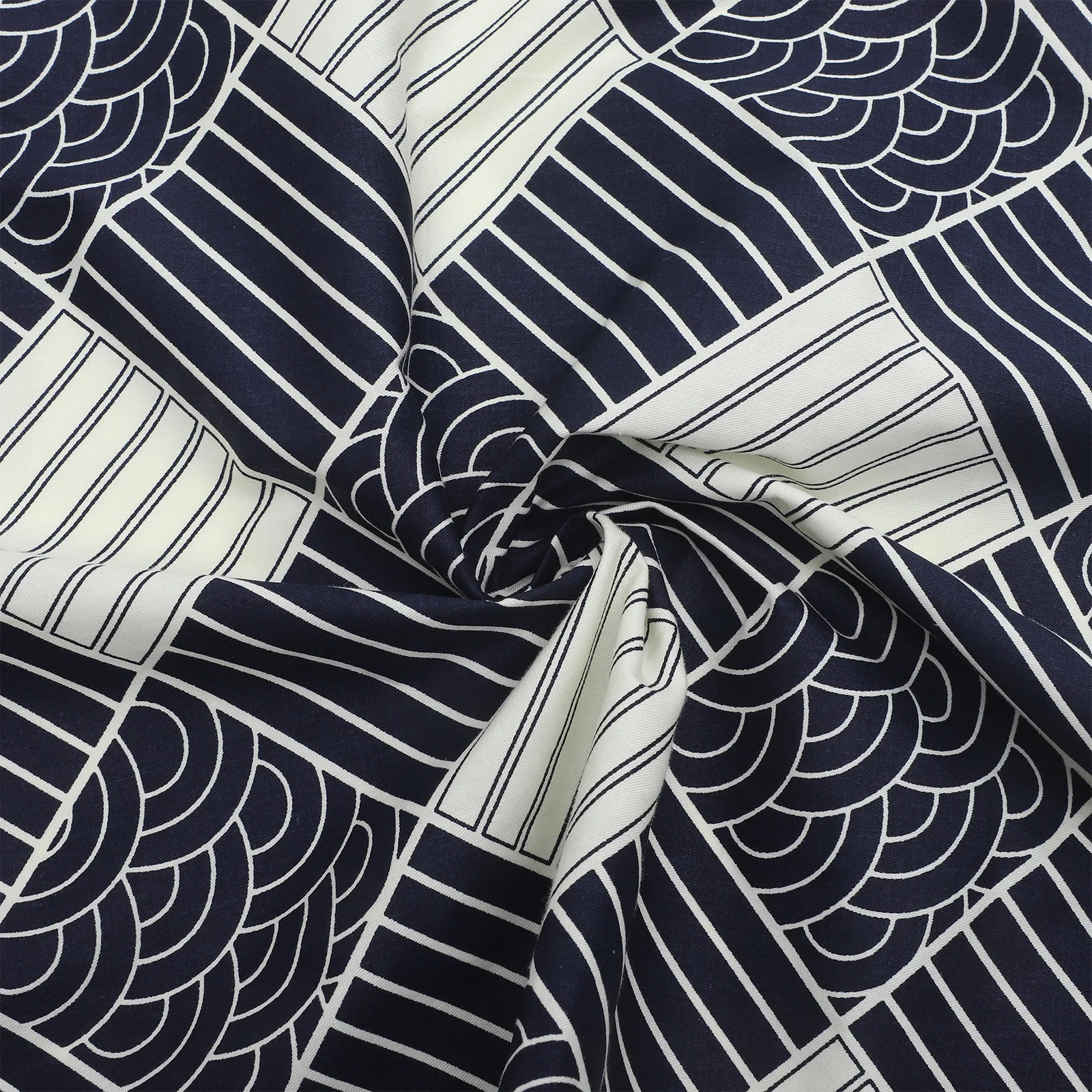 Koi Japanese Handkerchief Decorative Wrapping Cloth Meal Box Fabric Creative Gift Packing Cloth Packing Handkerchiefs 
Koi Japanese Handkerchief Decorative Wrapping Cloth Meal Box Fabric Creative Gift Packing Cloth Packing Handkerchiefs