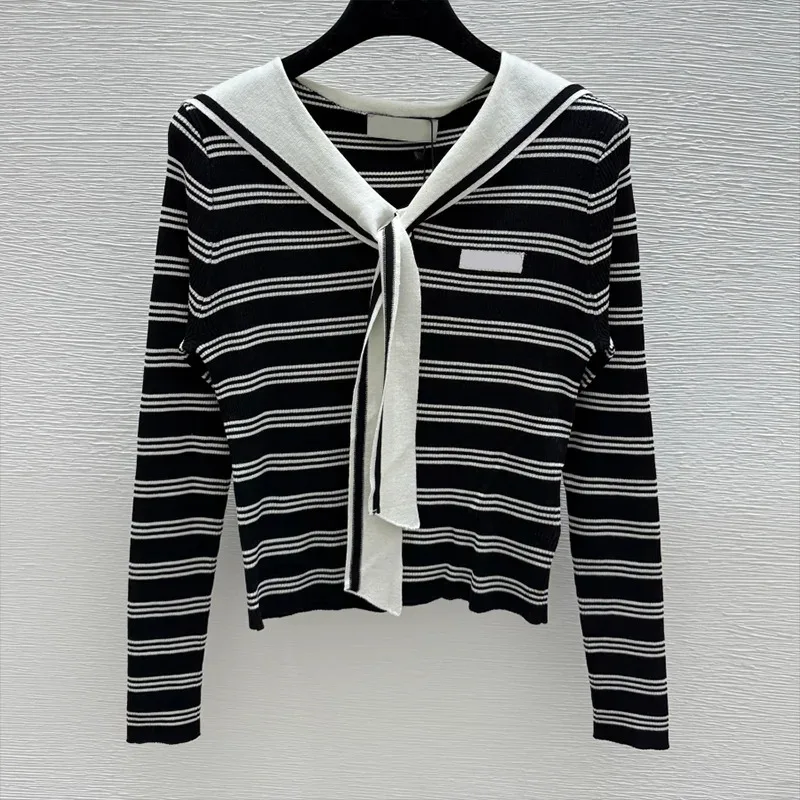 Женский осенний красивый морской темно-синий пуловер с галстуком на лацкане, полосатый эластичный облегающий вязаный свитер с длинными рукавами 2580245 
Женский осенний красивый морской темно-синий пуловер с галстуком на лацкане, полосатый эластичный облегающий вязаный свитер с длинными рукавами 2580245