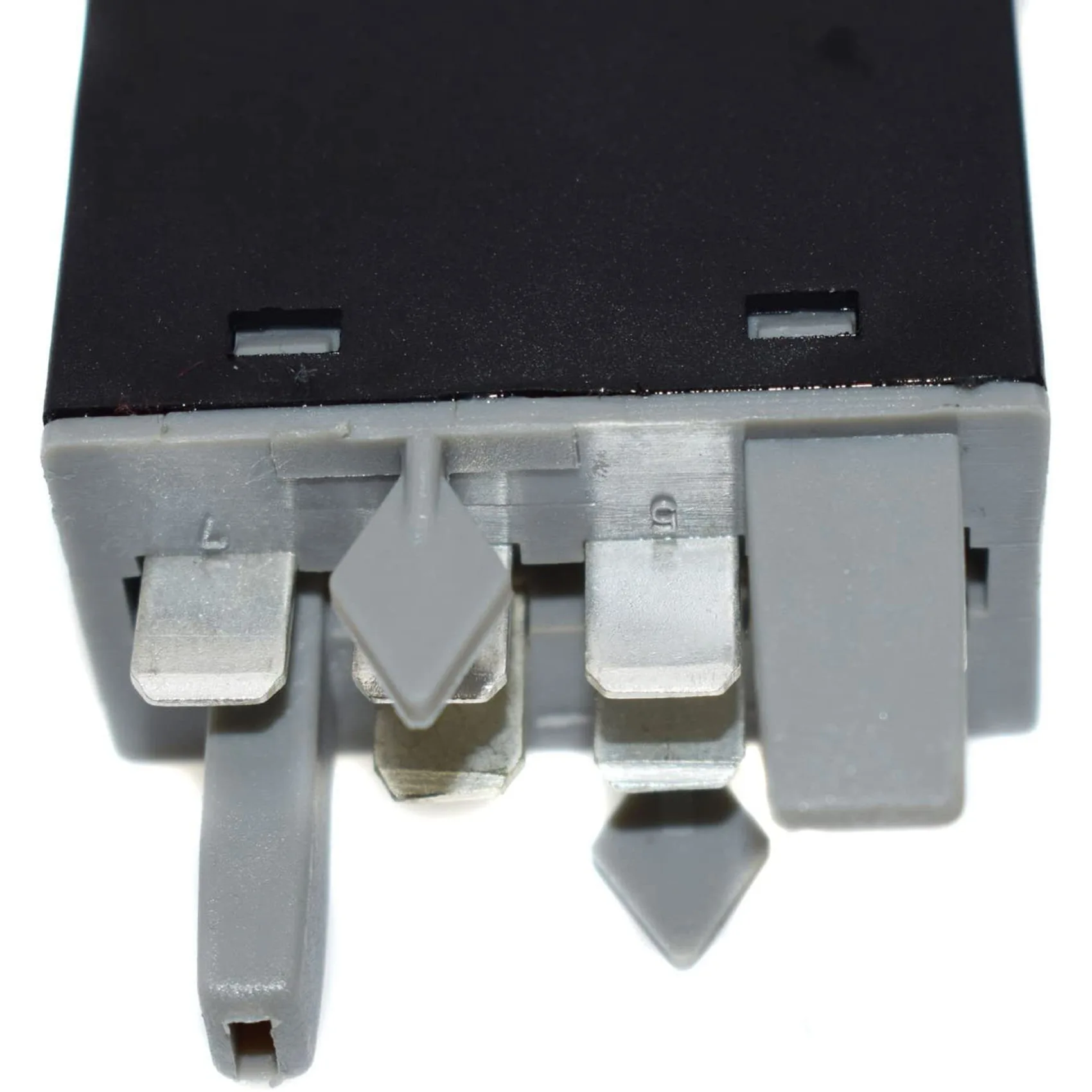 A03G-Replacement Emergency Warning Light Switch For - A4 B5 1996 - 2002 8D0941509E
A03G-Replacement Emergency Warning Light Switch For - A4 B5 1996 - 2002 8D0941509E
