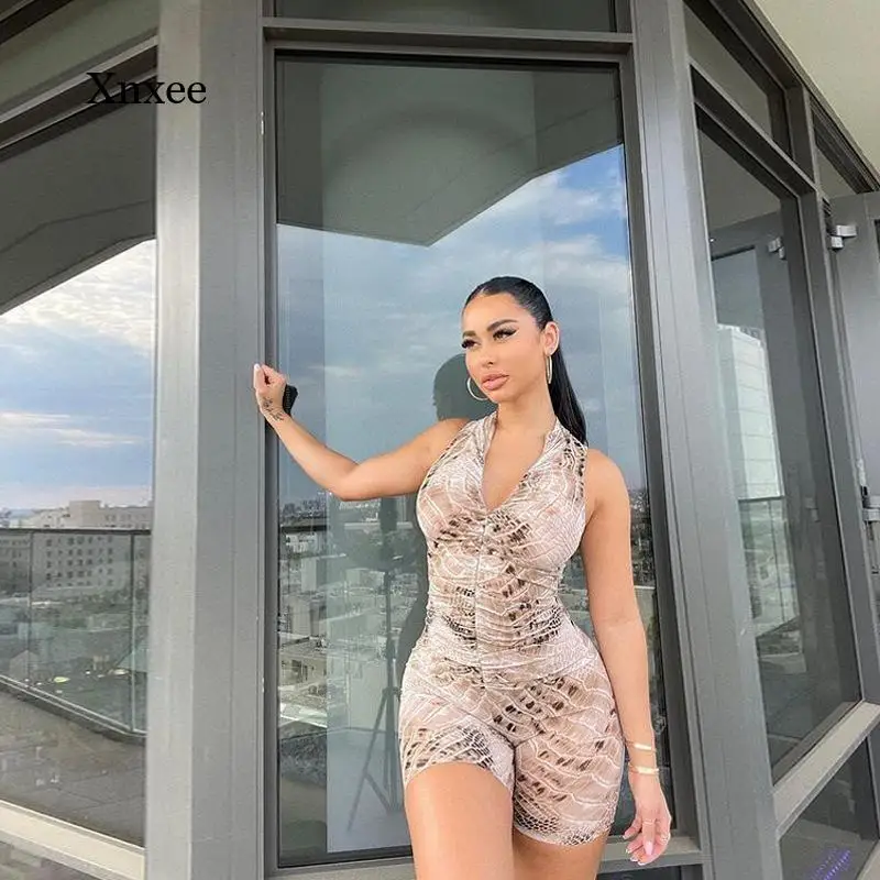 2022 Women Clothing New Snake Print Jumpsuits Sleeveless Rompers V-Neck High Waist Pants Hip One-Piece Ladies Overalls
2022 Women Clothing New Snake Print Jumpsuits Sleeveless Rompers V-Neck High Waist Pants Hip One-Piece Ladies Overalls