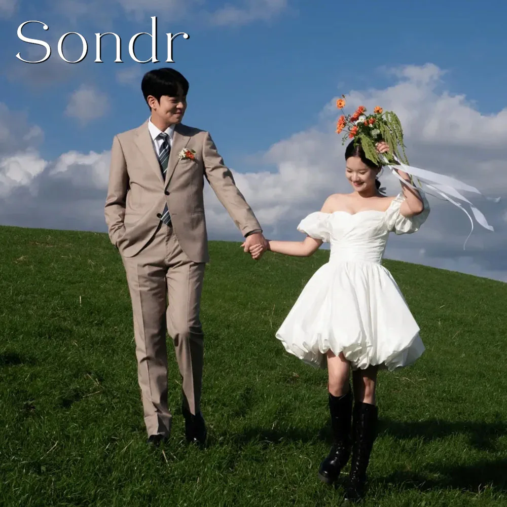 Sondr Customized Mini Korean Wedding Party Dresses Taffeta Corset Back Off the Shoulder Bridal Prom Dresses Photo Shoot Gown
Sondr Customized Mini Korean Wedding Party Dresses Taffeta Corset Back Off the Shoulder Bridal Prom Dresses Photo Shoot Gown