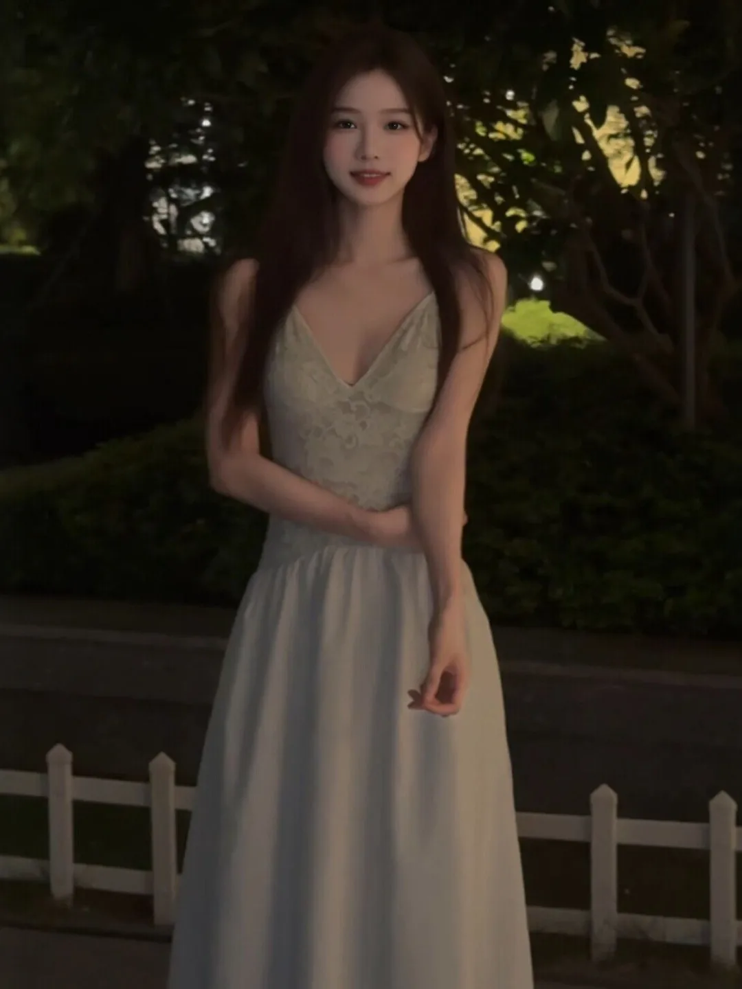 Slimming V-Neck Waist-Cinched Dress Elegant Ladylike Summer Fashion Long Dress Soft Cotton No-Sleeve Bodycon Gown for All Occ...
Slimming V-Neck Waist-Cinched Dress Elegant Ladylike Summer Fashion Long Dress Soft Cotton No-Sleeve Bodycon Gown for All Occ...