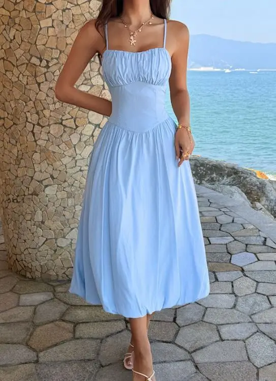 2026 Camisole Sleeveless Vacation Style Waist Cinched Backless Dress
2026 Camisole Sleeveless Vacation Style Waist Cinched Backless Dress