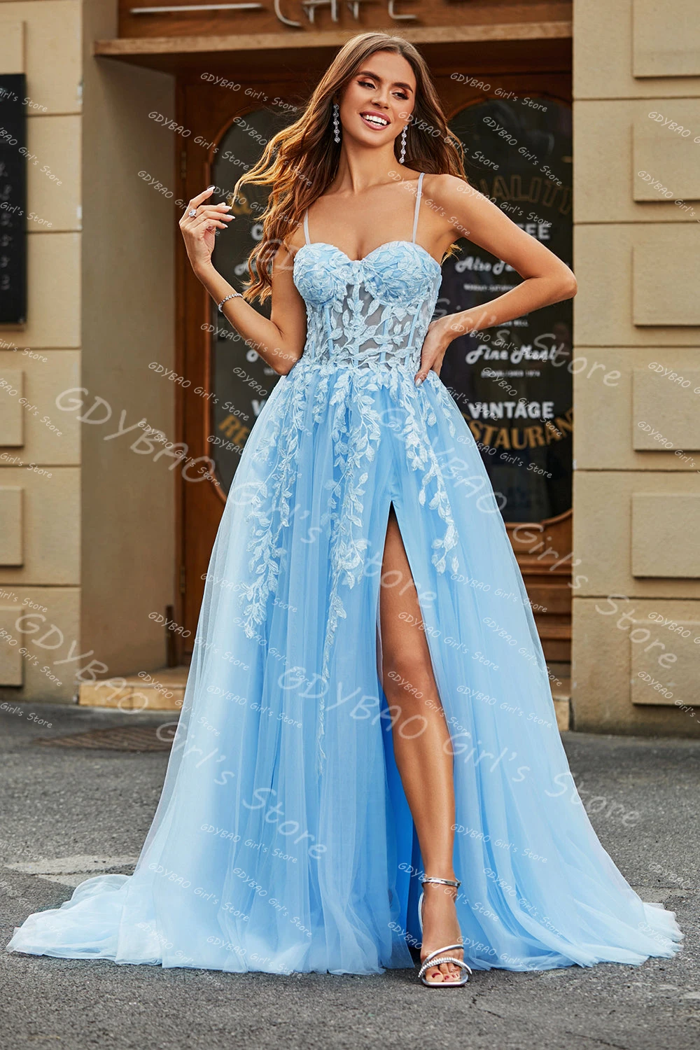 Appliqued Tulle Prom Dress With Slit Women's A-line Spaghetti Strap Evening Gown Blue Customized Girls Lace Cocktail Party Frock
Appliqued Tulle Prom Dress With Slit Women's A-line Spaghetti Strap Evening Gown Blue Customized Girls Lace Cocktail Party Frock