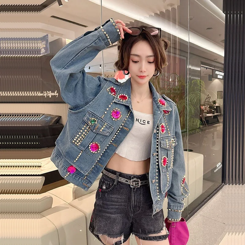 Blue Short Denim Jacket Women Streetwear Fashion Rivet Diamond Spring New Lapel Long Sleeve Jeans Jacket Coat Female Casual
Blue Short Denim Jacket Women Streetwear Fashion Rivet Diamond Spring New Lapel Long Sleeve Jeans Jacket Coat Female Casual