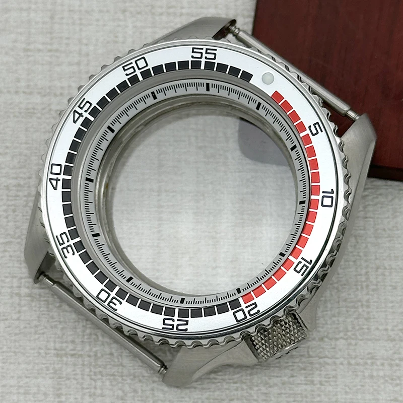 42mm 007 NH35 Case White Ring Flat Bezel Sapphire Crystal Fit NH34 NH35 NH36 NH38 4R35 7S Movements 28.5mm Dial Modification
42mm 007 NH35 Case White Ring Flat Bezel Sapphire Crystal Fit NH34 NH35 NH36 NH38 4R35 7S Movements 28.5mm Dial Modification