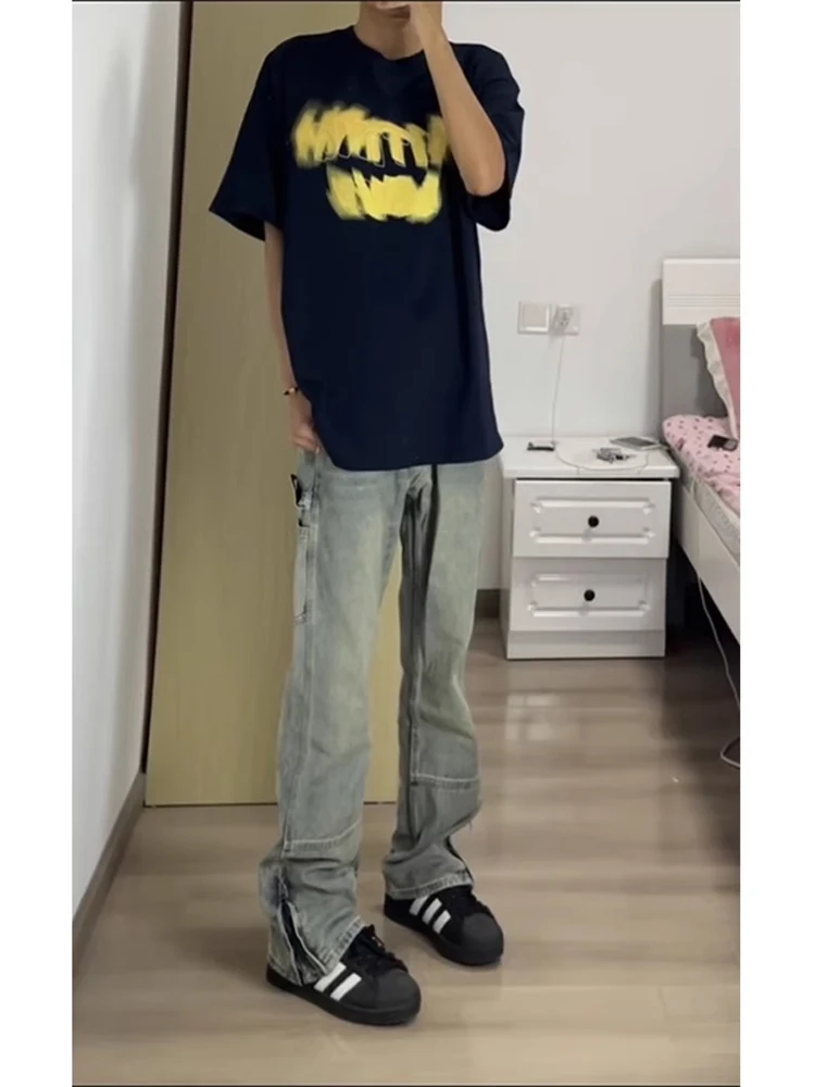 Cleanfit Men's Retro American Vibe High Street Patchwork Straight Leg Jeans mid High Waist Zipper Fly Denim Pants Youth Faion
Cleanfit Men's Retro American Vibe High Street Patchwork Straight Leg Jeans mid High Waist Zipper Fly Denim Pants Youth Faion