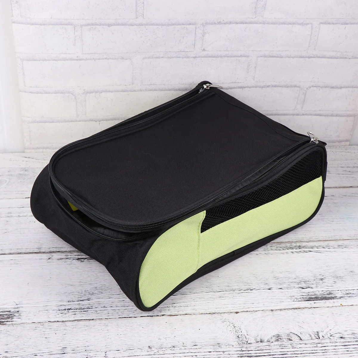 Ventilation Golf Shoe Bag Dust Proof Carrier Case Light Green Portable Zippered Shoe Storage Pouch for Outdoor Sports
Ventilation Golf Shoe Bag Dust Proof Carrier Case Light Green Portable Zippered Shoe Storage Pouch for Outdoor Sports