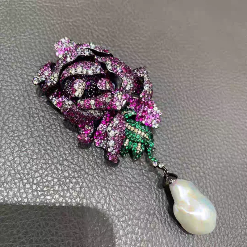 ZOCA Elegant Big Purple Flower Natural Baroque Pearl Brooch Real S925 Sterling Silver Jewelry Women Fine Jewelry
ZOCA Elegant Big Purple Flower Natural Baroque Pearl Brooch Real S925 Sterling Silver Jewelry Women Fine Jewelry