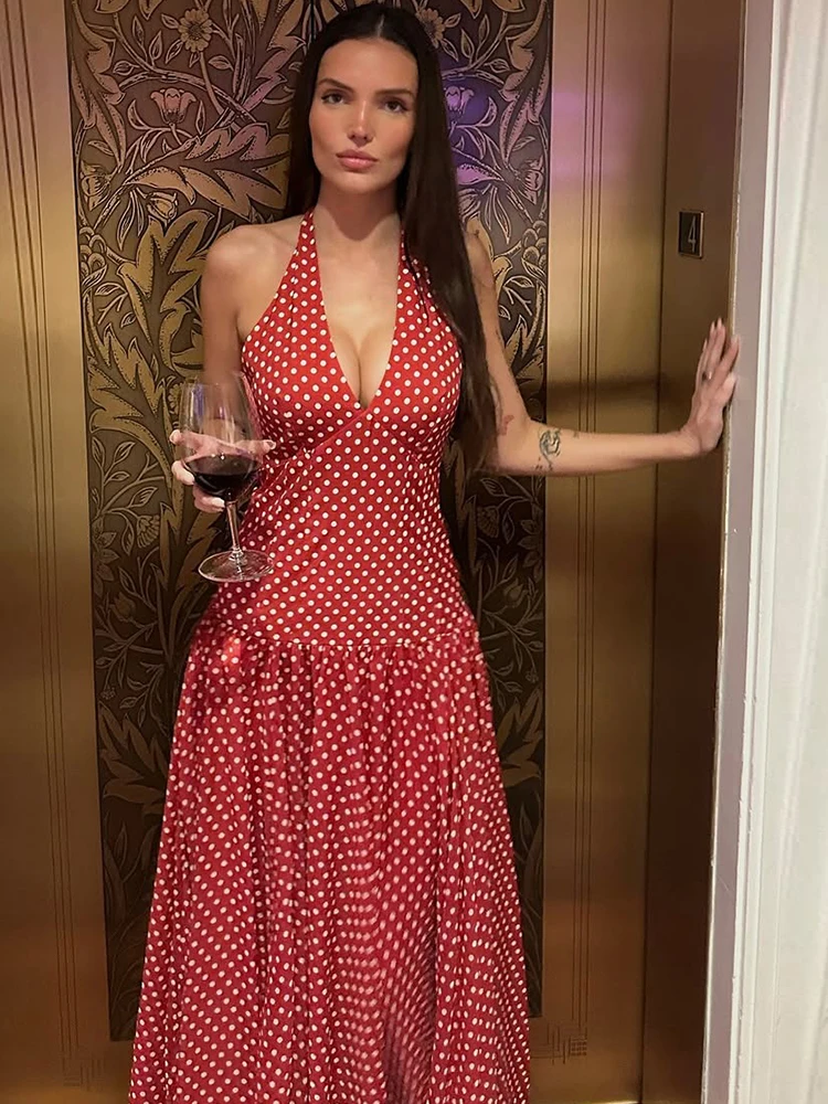 Cutenew Modern Hipster Women Maxi Dress Elegant Point Print Halter V-neck Backless Bodycon Female High Street Festival Vestidos
Cutenew Modern Hipster Women Maxi Dress Elegant Point Print Halter V-neck Backless Bodycon Female High Street Festival Vestidos