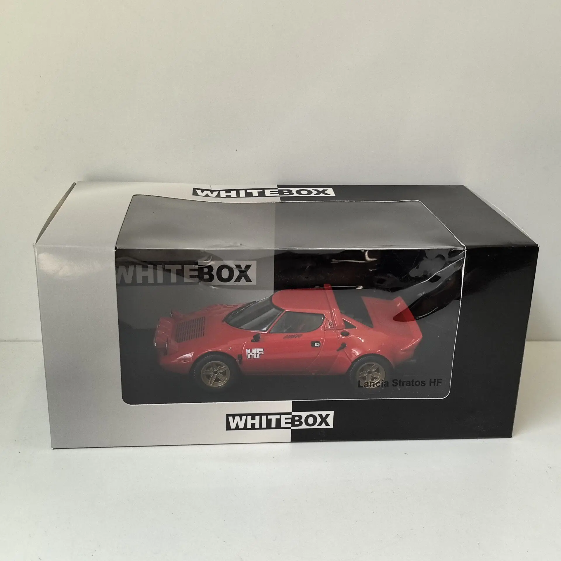 Diecast WHITEBOX 1/24 Scale LANCIA STRATOS HF 43 Alloy Car Model
Diecast WHITEBOX 1/24 Scale LANCIA STRATOS HF 43 Alloy Car Model